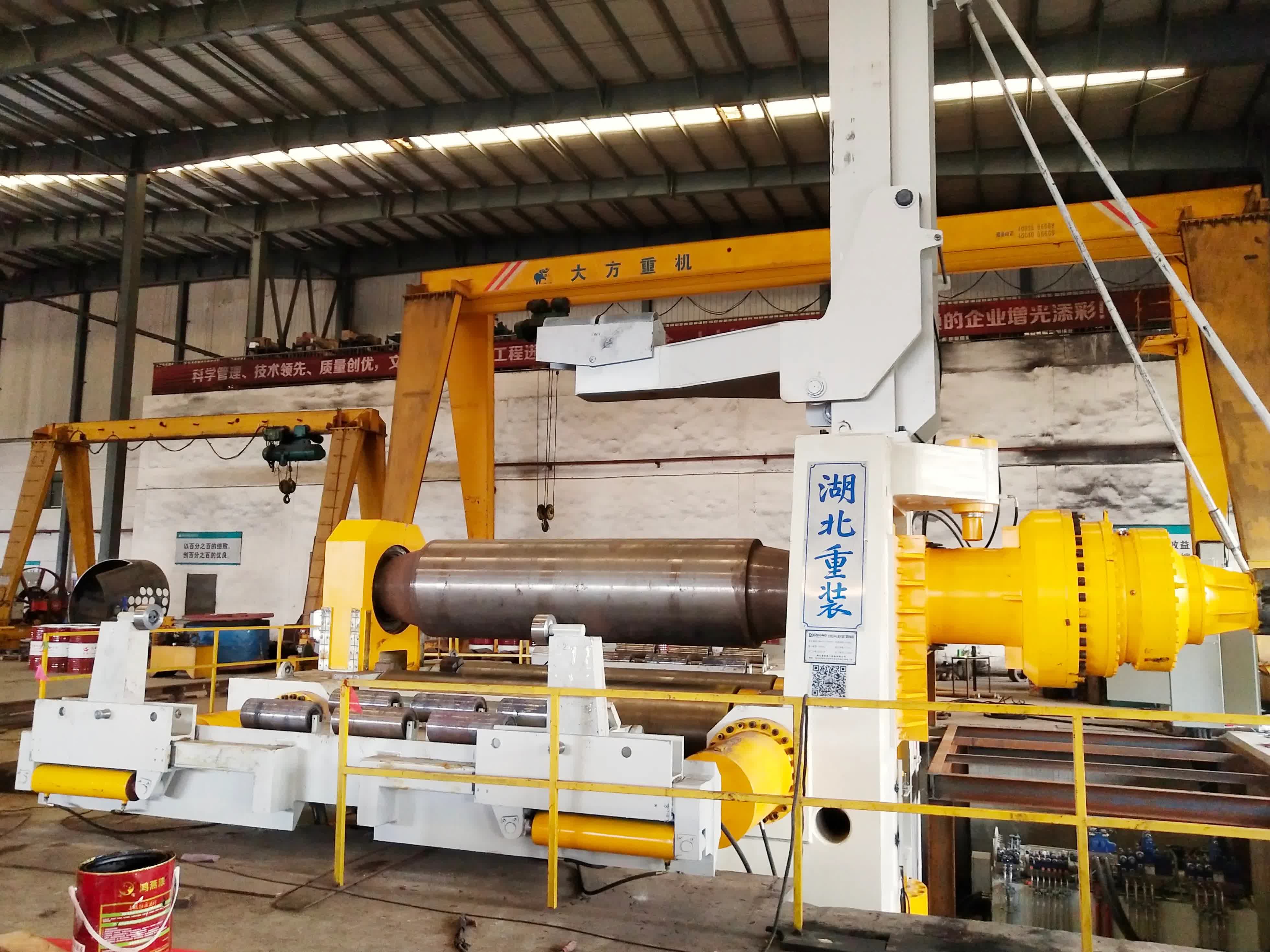 EZHONG風(fēng)塔專用卷板機(jī) EZHONG風(fēng)塔專用卷板機(jī)